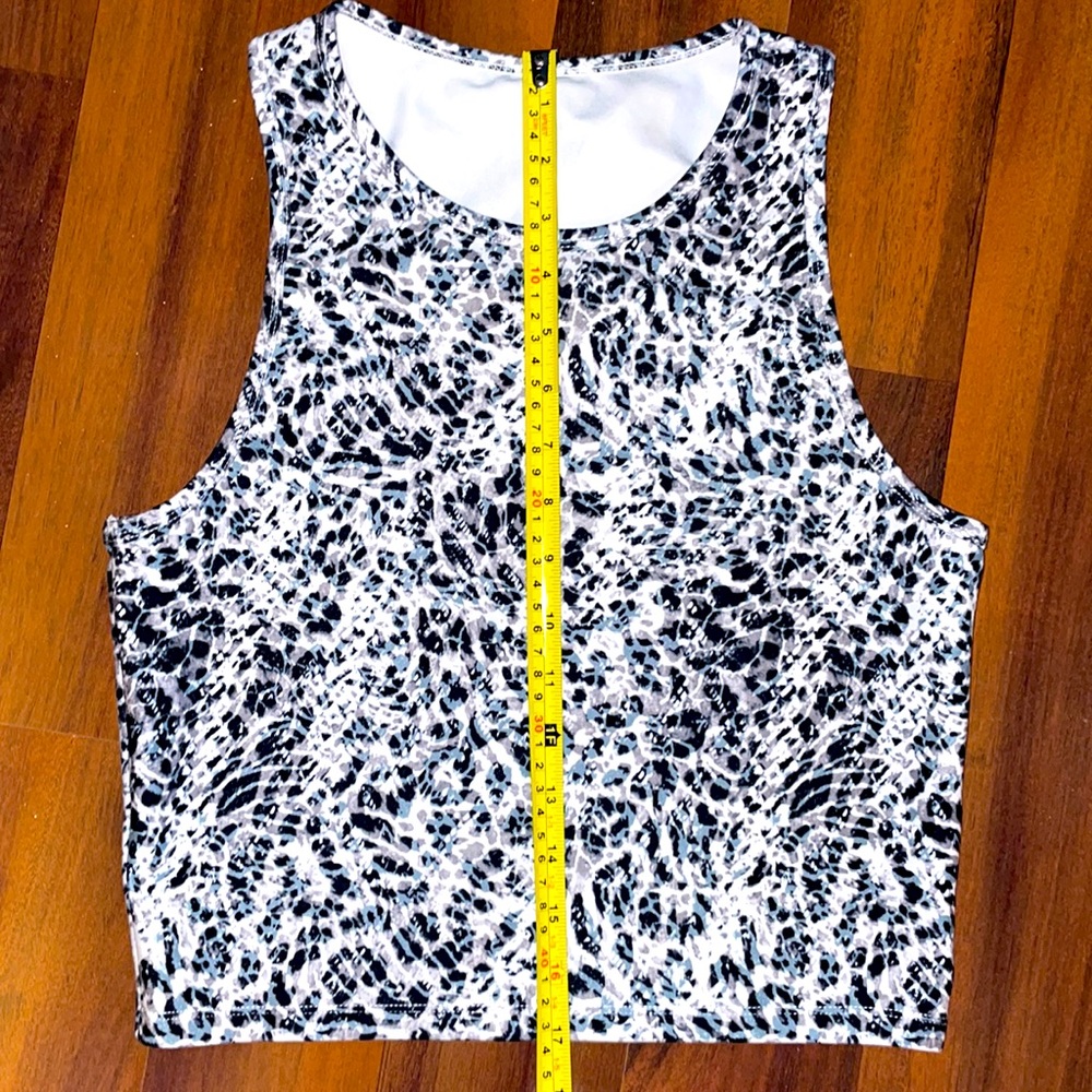 Express Body Contour Tank (Polyester/Spandex)